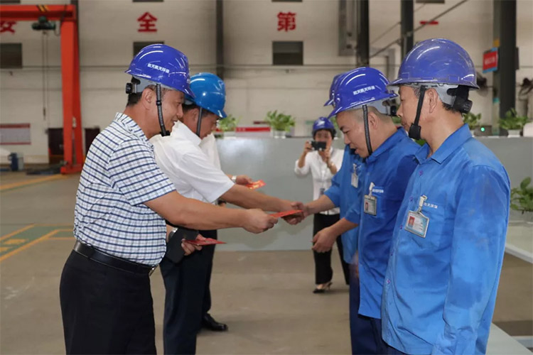 情暖職工丨航天DB旗舰環保順利開展2018年金秋助學活動